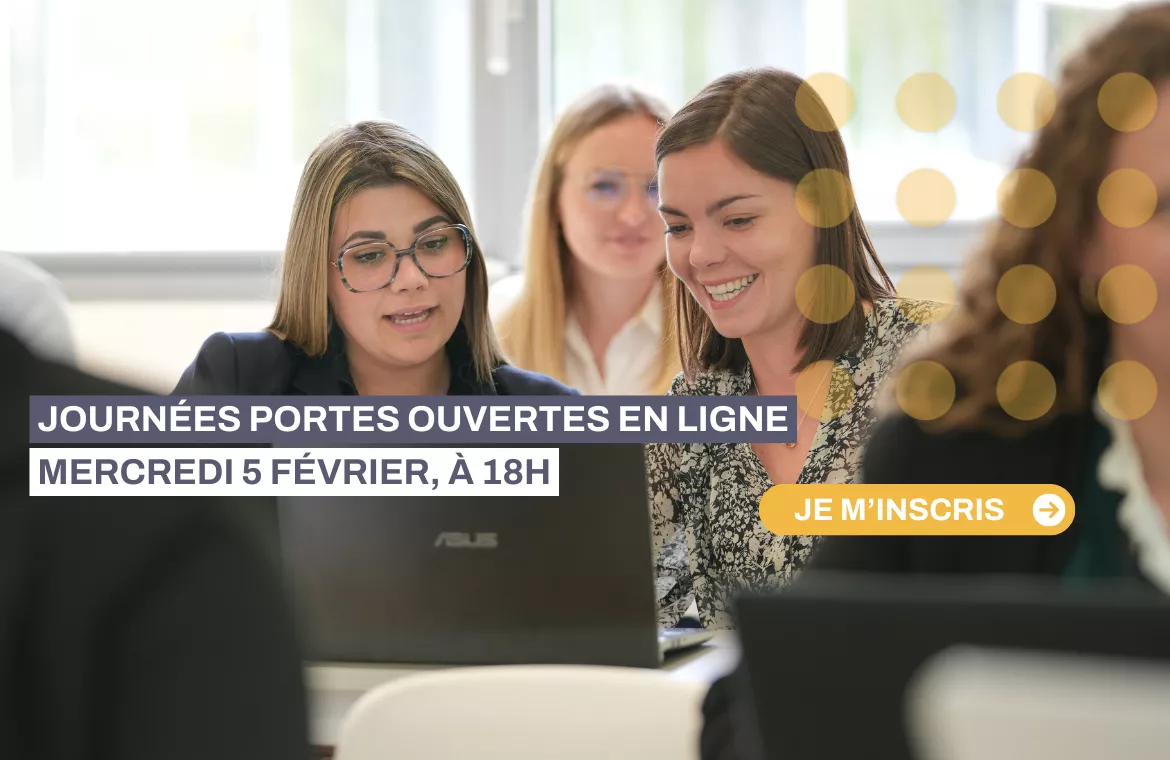 étudiantes-IHECF-qui-travaillent-sur-un-ordinateur-en-salle-de-classe