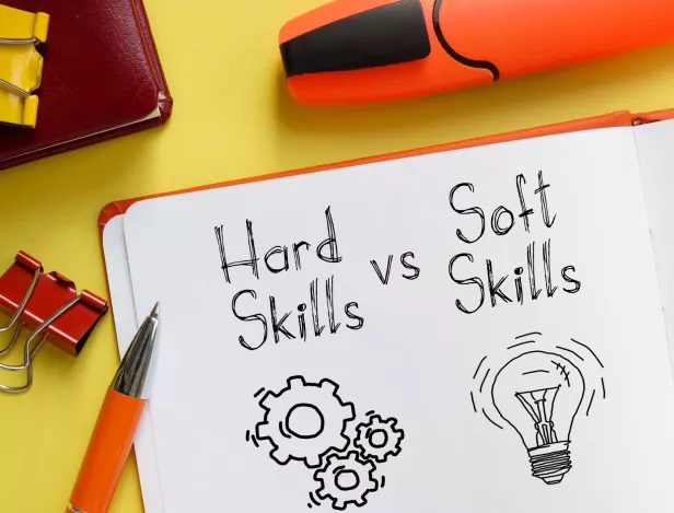 hard-skills-soft-skills-IHECF-Lyon